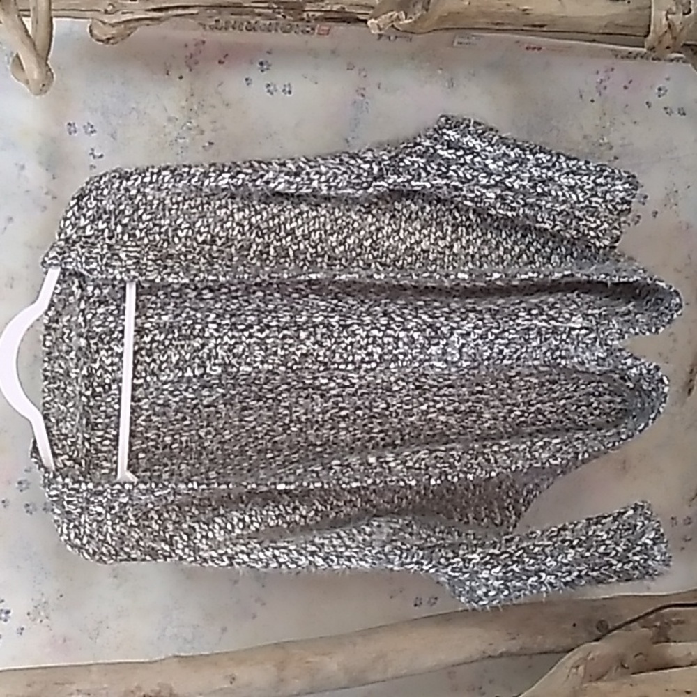 Women's Chunky Knit Gray and White Marled Drop Sleeve Shrug Sweater Size S/M